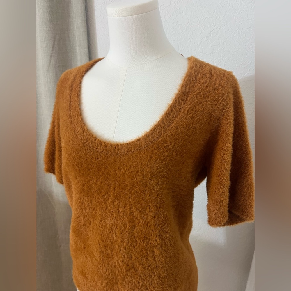 Women’s Anthropologie Maeve Scoop Neck Eyelash Sweater Tee Cedar Size Medium - Picture 2 of 5